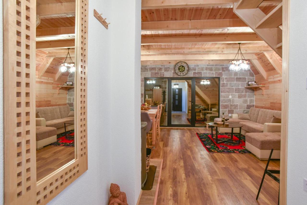 Guest House Max 자블야크 외부 사진