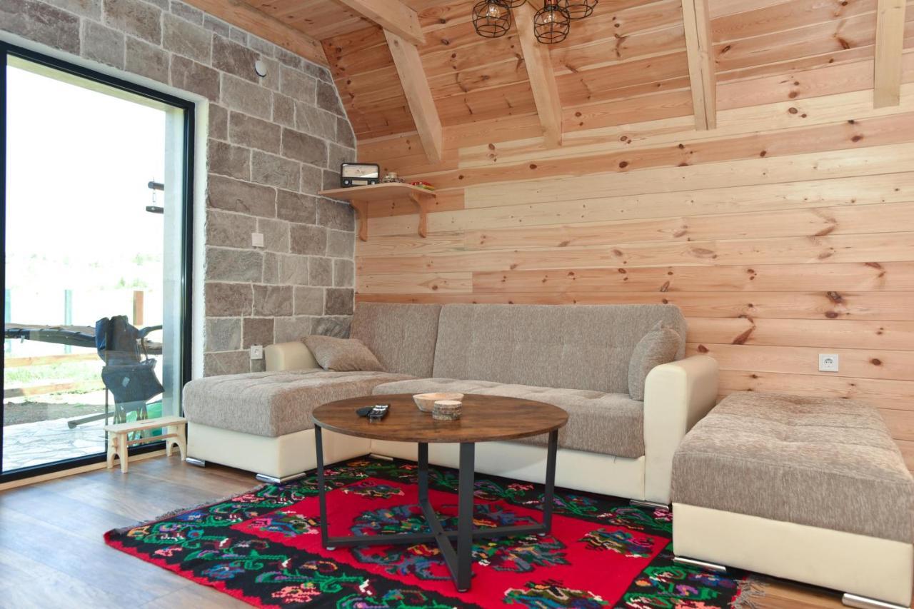 Guest House Max 자블야크 외부 사진