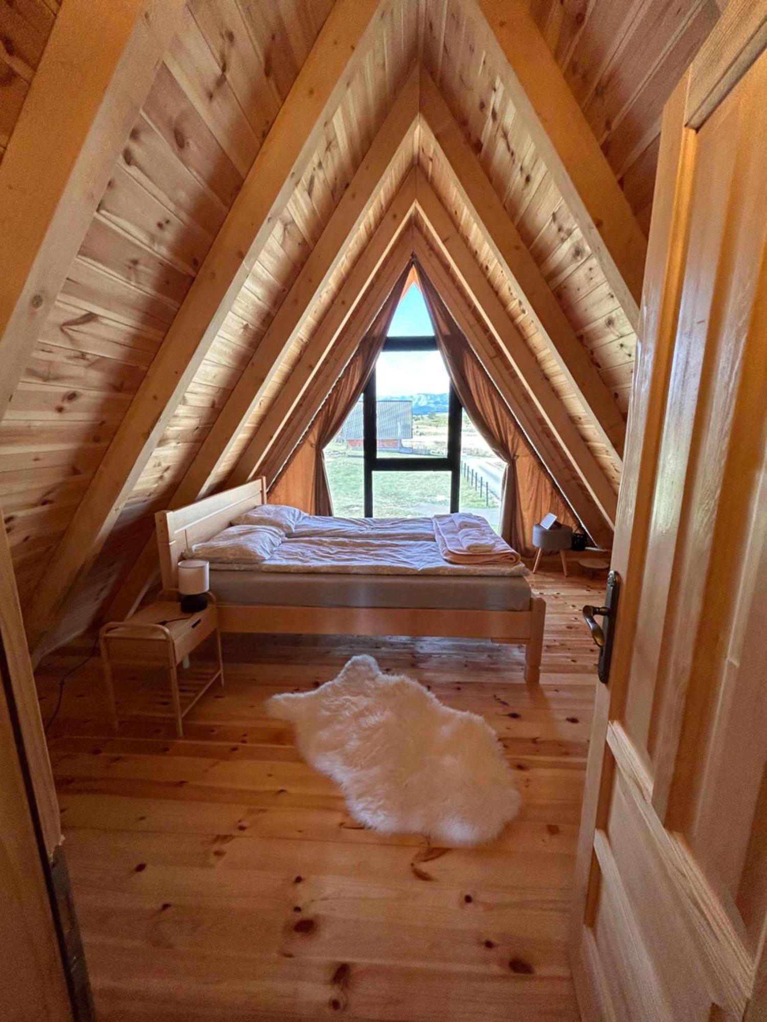 Guest House Max 자블야크 외부 사진