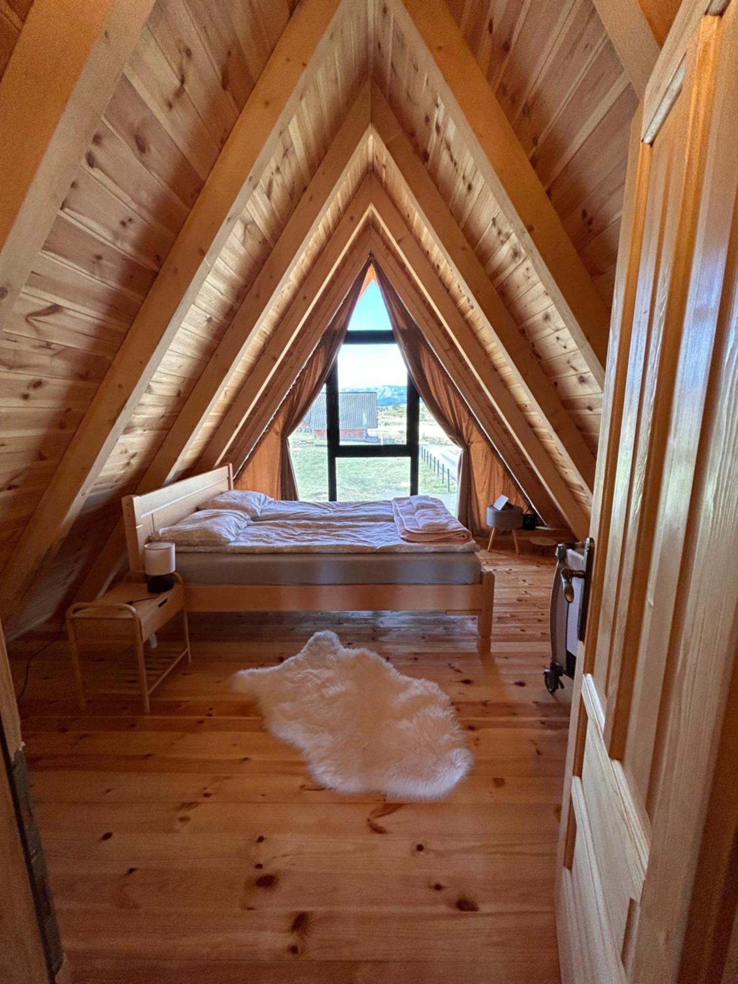 Guest House Max 자블야크 외부 사진